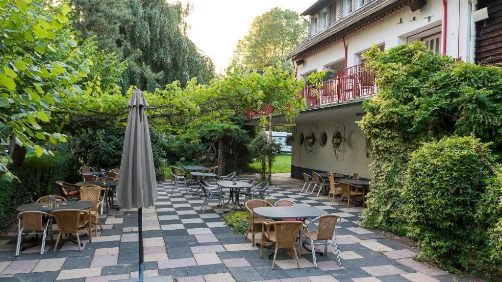 Das Wiesenhaus Wohnen Im Schlaffass Кьолн Екстериор снимка
